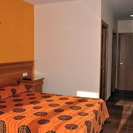 De Alba Hotel 3*