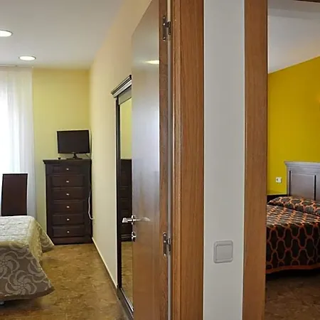 Hotel De Alba 3*
