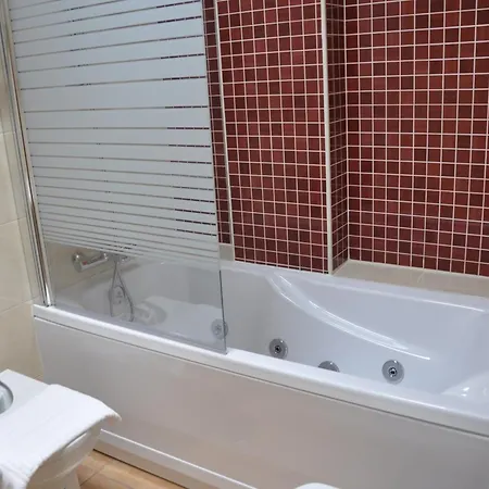 De Alba Отель Рикобайо